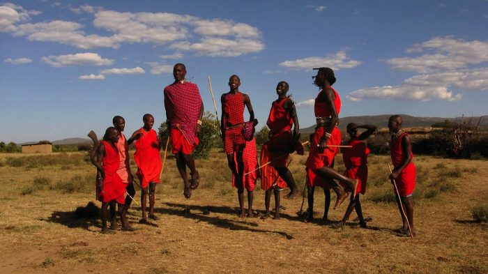 maasai-tribe-wczasy-minute-kenia-last