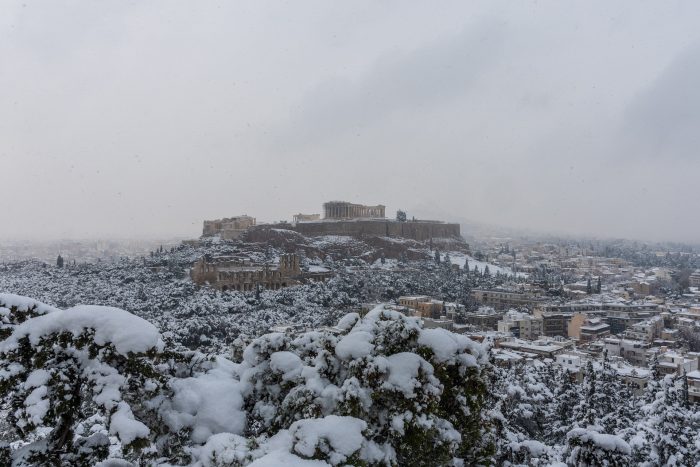 akropol śnieg