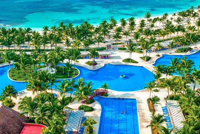 barcelo-maya-beach-resort-teren-hotelu