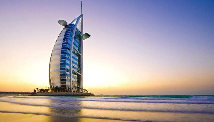 burj-al-arab-jaki-hotel-w-dubaju-na-all-inclusive
