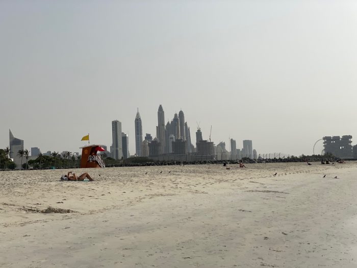 najlepsze-dubajskie-plaże-blac-palace-beach