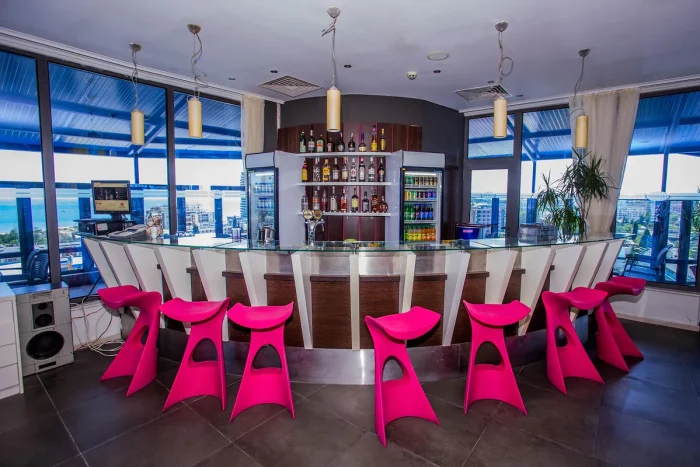 meridian-drink-bar