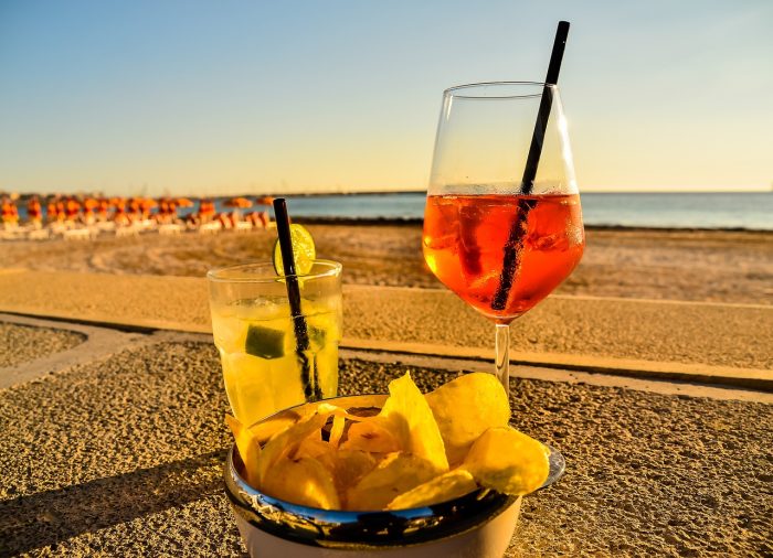 drink-plaża-wakacje-urlop