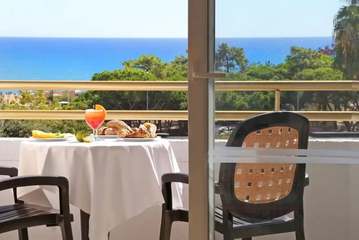 hotel-florida-park-balkon-taras-opinie