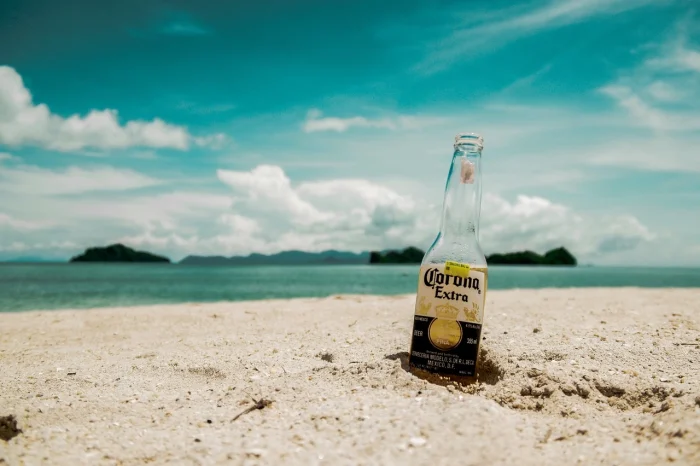 plaża morze piwo i słońce na stycznowy urlop na wyspach zielonego przylądka