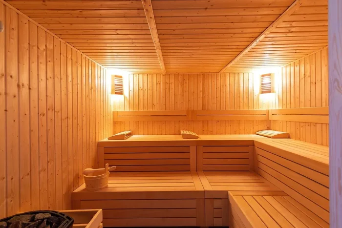 sauna-w-hotelu