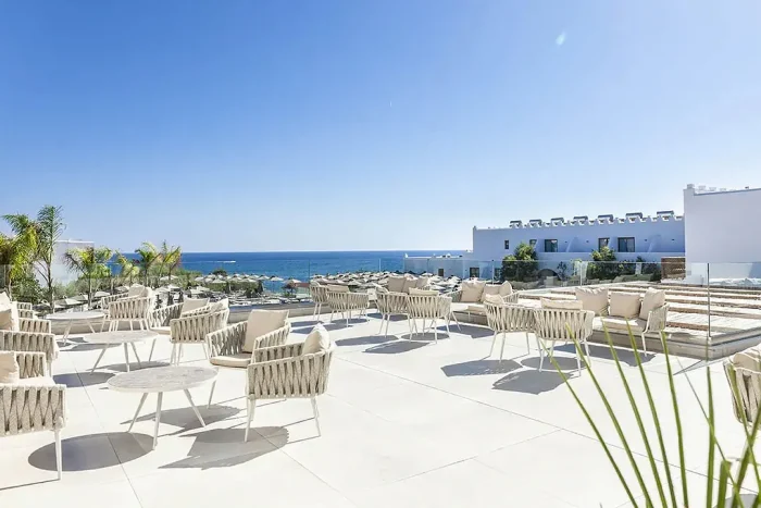 widok-na-restaurację-w-hotelu-blue-sea-island-resort-ex-alfa-beach