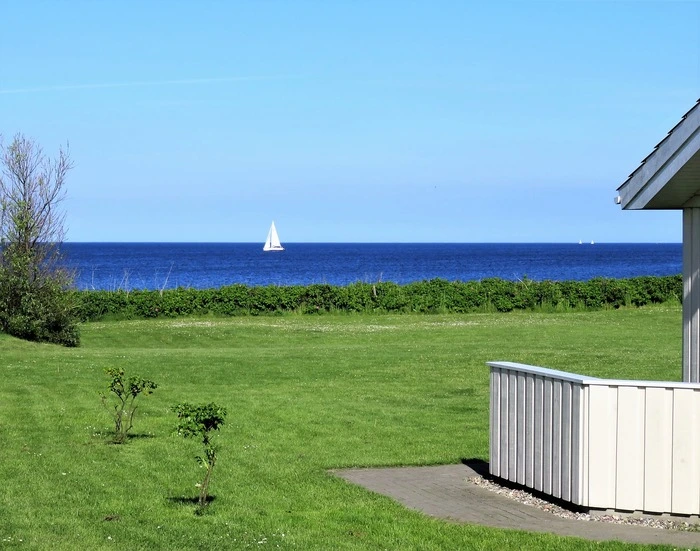 jarosławiec domki przy plaży z widokiem na Bałtyk