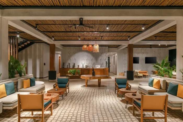 lobby w hotelu