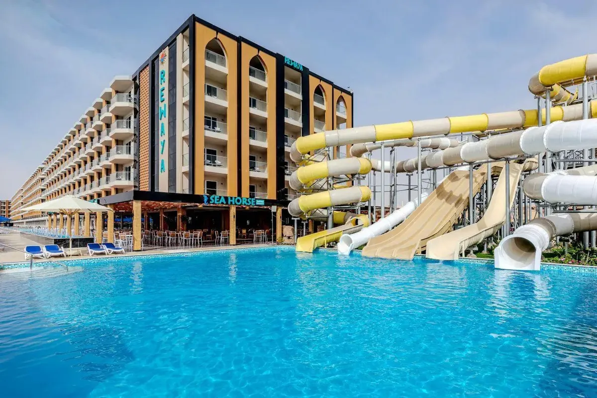 Hotel Rewaya Luxury Resort w Egipcie – opinie i ceny 2026